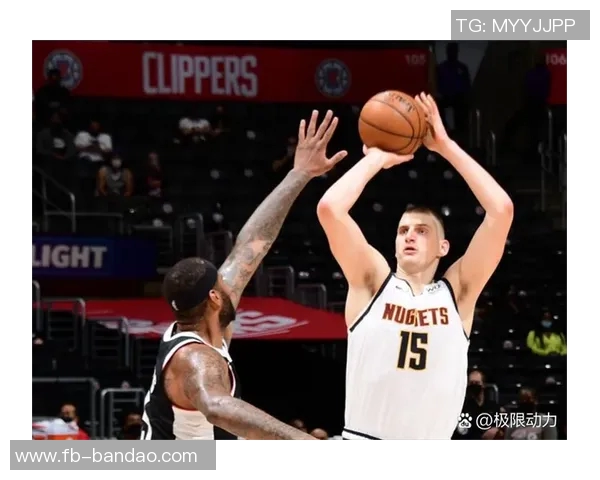 约基奇轻松出战21分钟高效得分17分并贡献6篮板5助攻但失误次数达6次